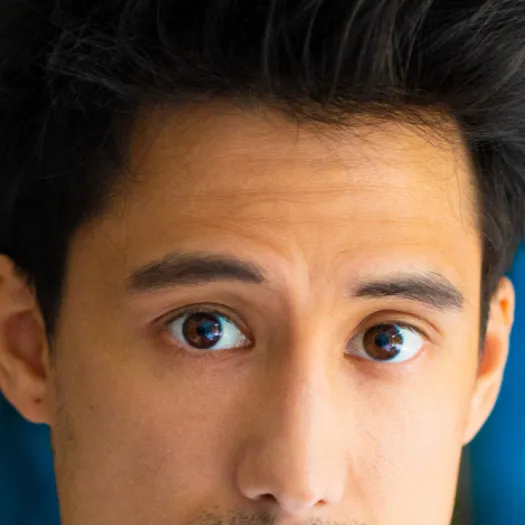 chat with ai character: Julien Bam 