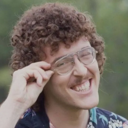 chat with ai character: Weird al yankovic