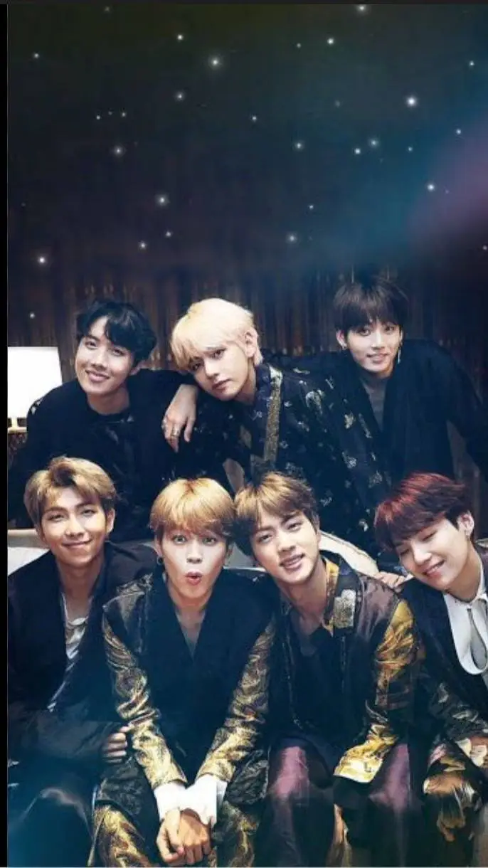 ai character: SECOND BTS 🫰 background