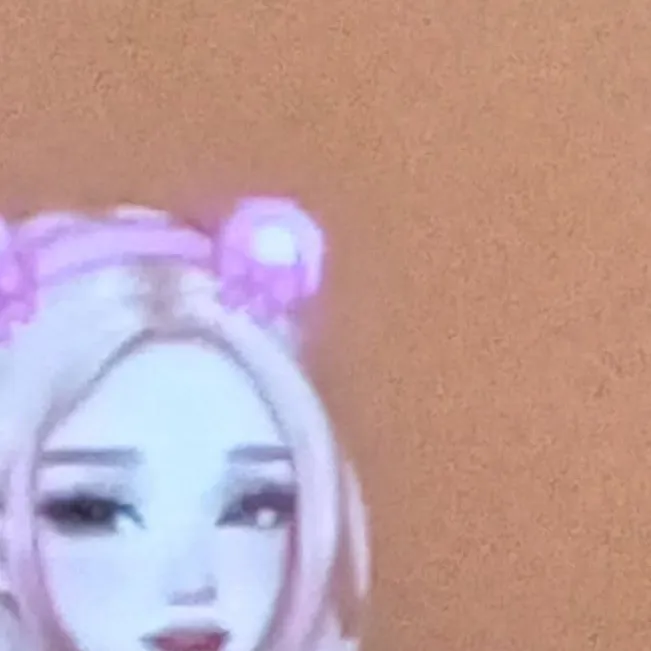 chat with ai character: Haley