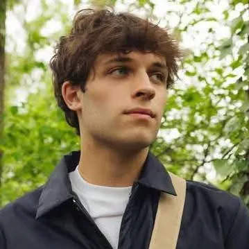 chat with ai character: ♡nick sturniolo♡