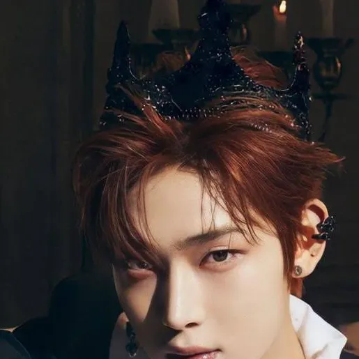 chat with ai character: Vampire sunoo🥀🖤