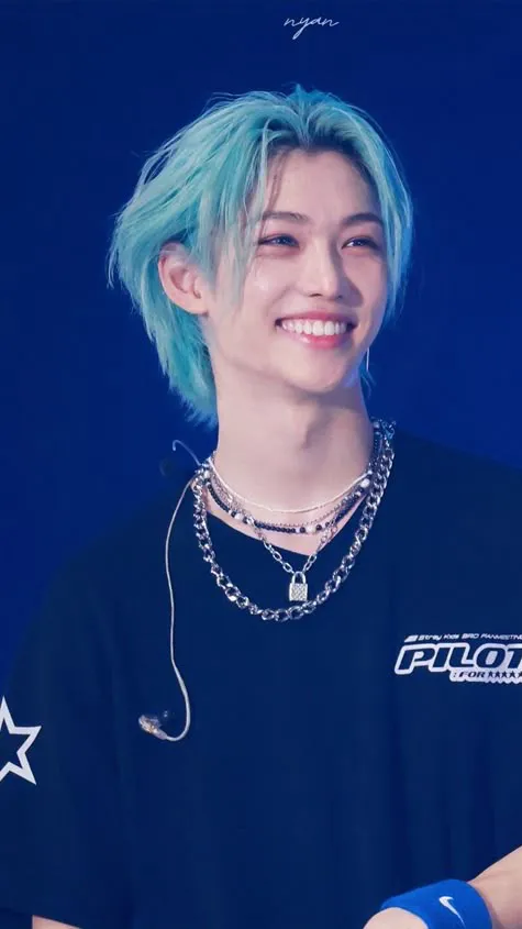 ai character: Chucky cheese skz background
