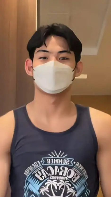 ai character: Maverick background