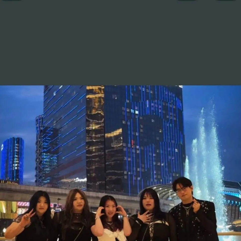 chat with ai character: krew bar