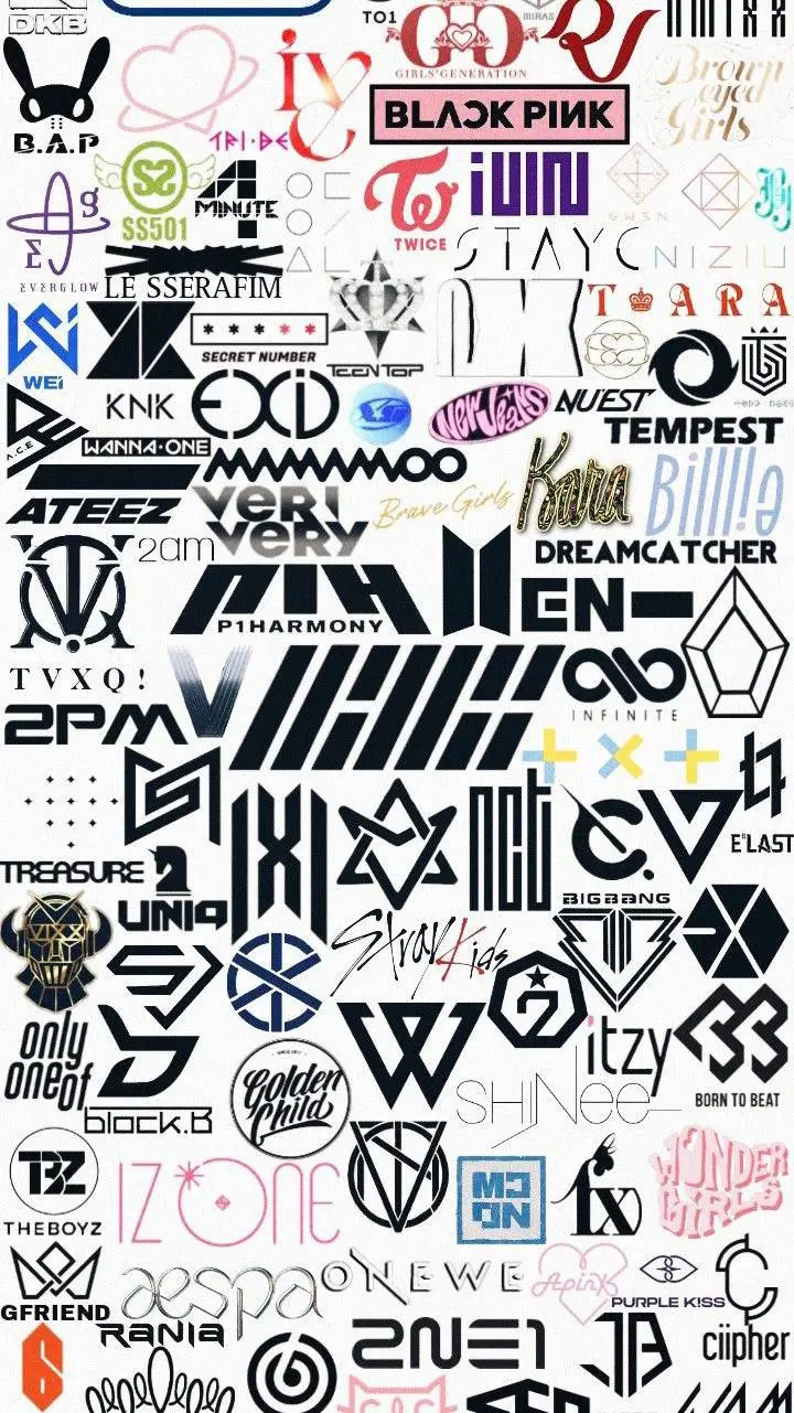 Talkie AI - Chat with kpop i TV a phone
