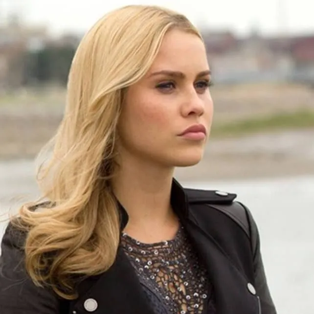 chat with ai character: Rebekah Mikealson 