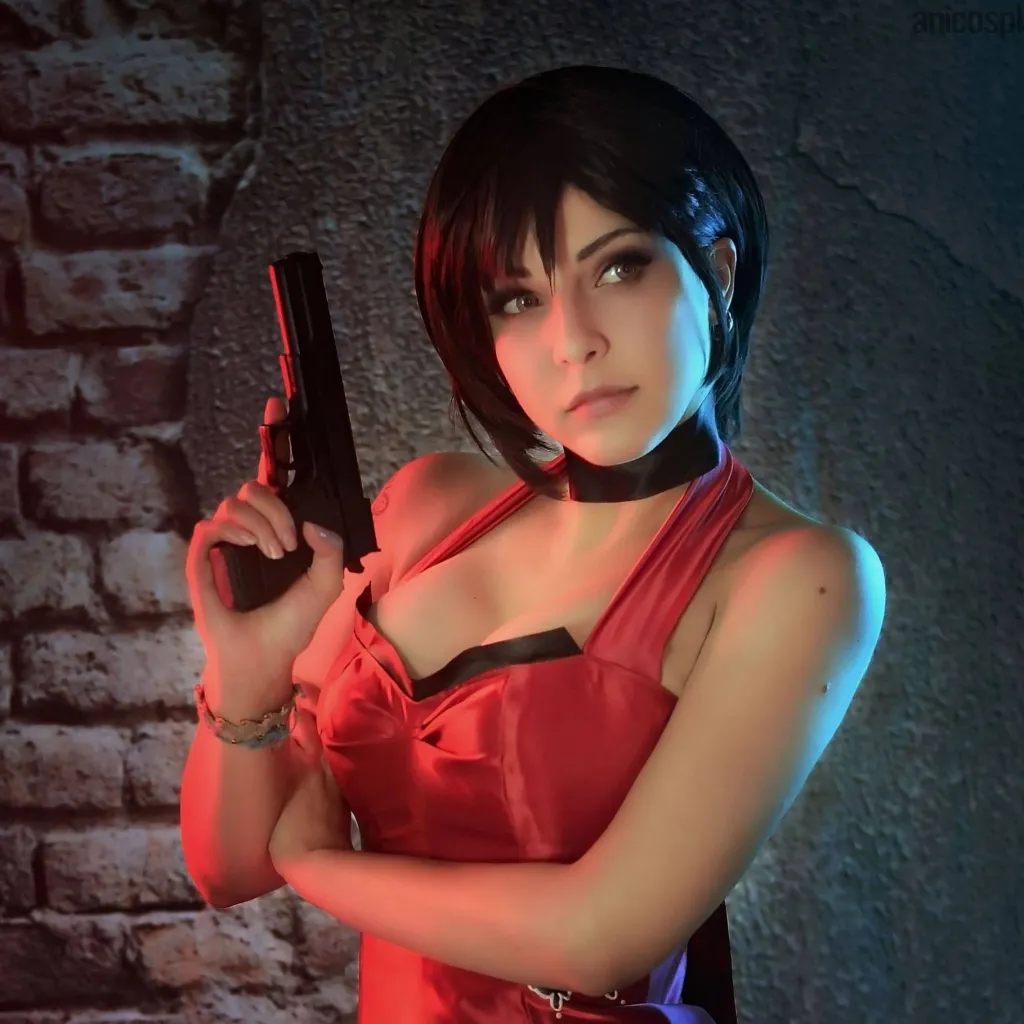 chat with ai character: Ada Wong