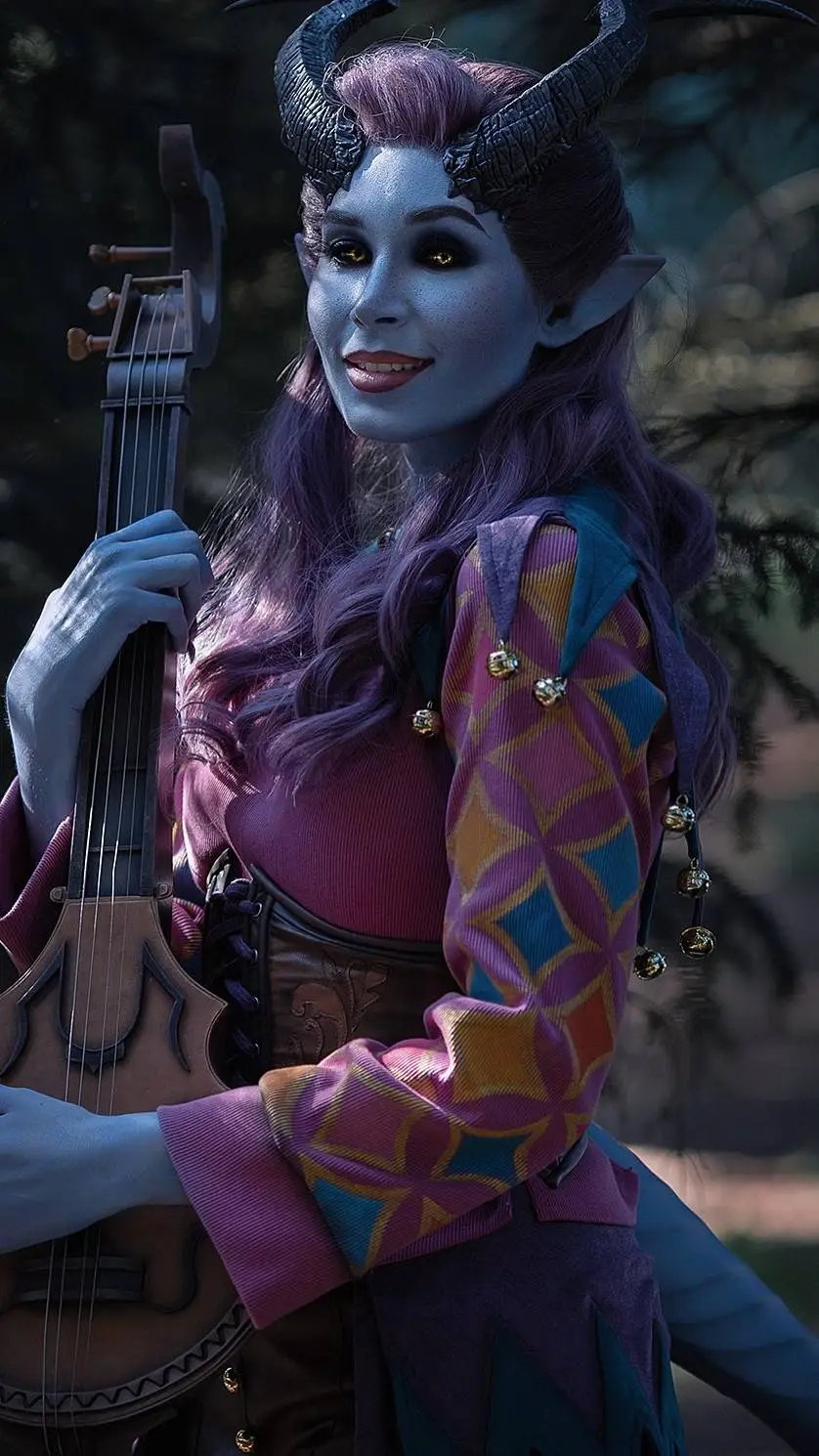 ai character: Alfira  background