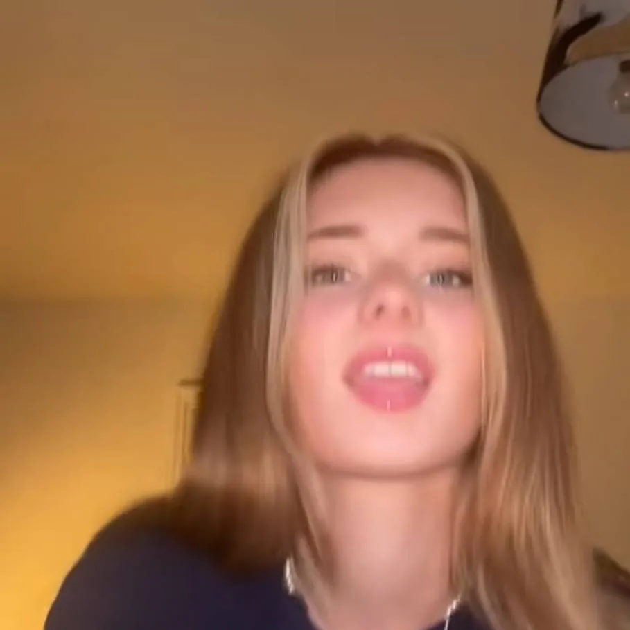 chat with ai character: Liv Dobson