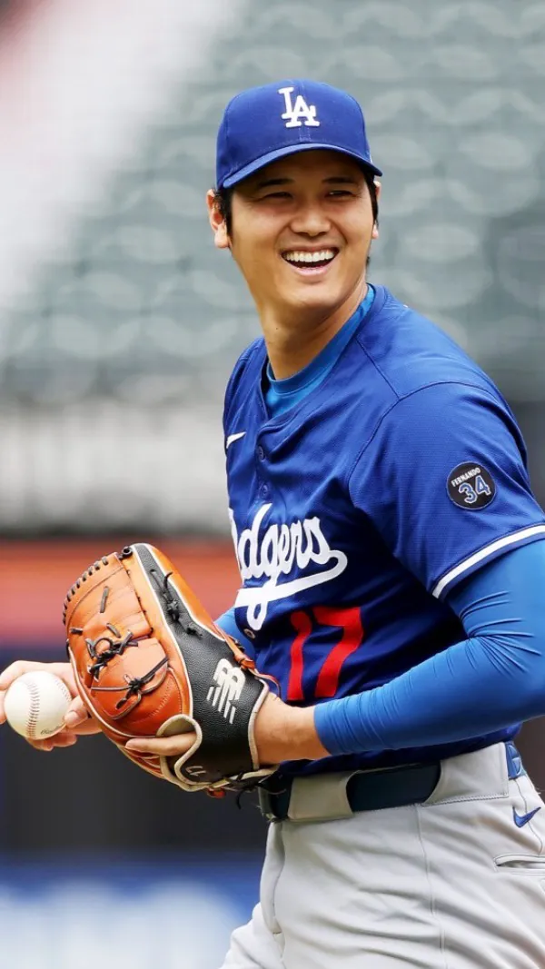 ai character: Shohei Ohtani background