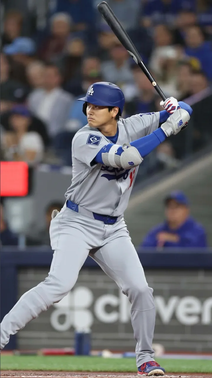 ai character: Shohei Ohtani  background