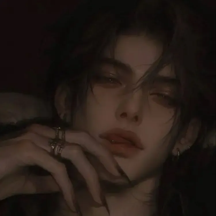 chat with ai character: Liam