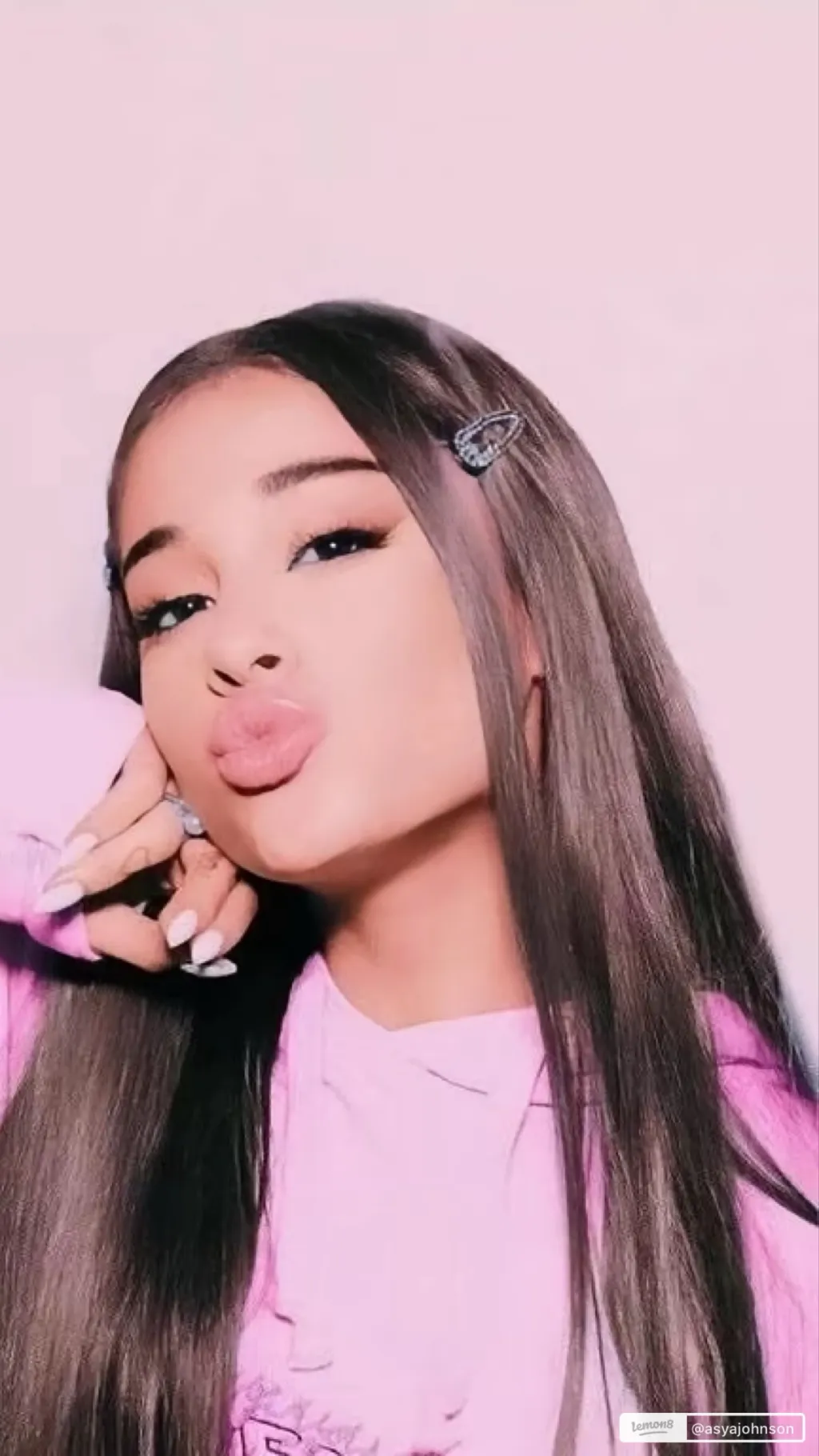 ai character: Ariana grande  background