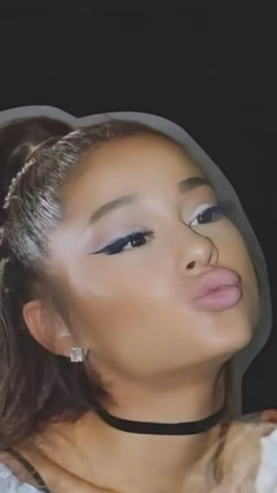 ai character: Ariana Grande background