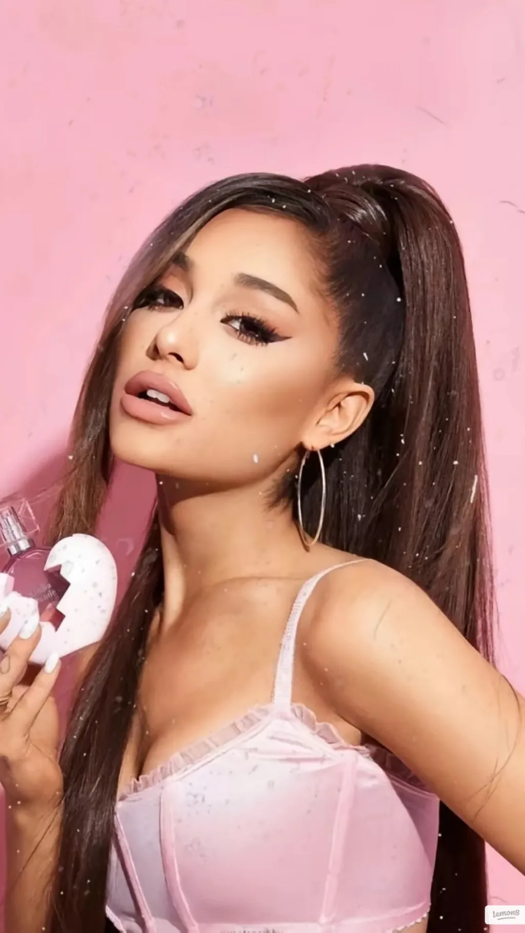 ai character: Ariana grande background