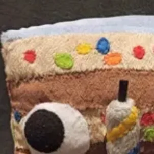 chat with ai character: Baby cake legs…