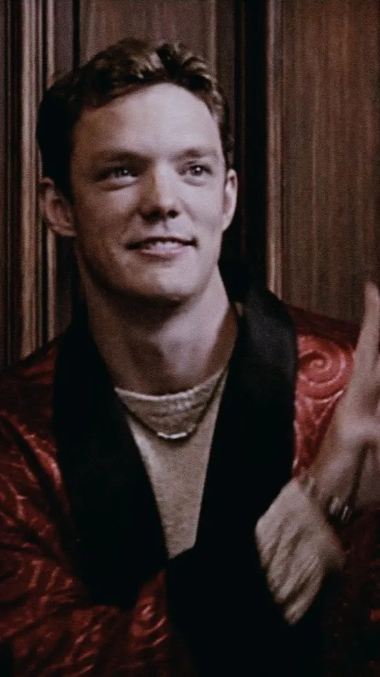 ai character: 🎀stu macher🎀 background