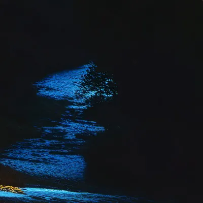 chat with ai character: HH!❤️🖤💋