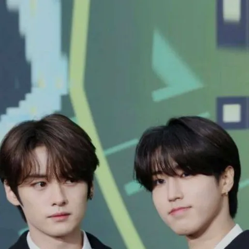 chat with ai character: minsung your bfs