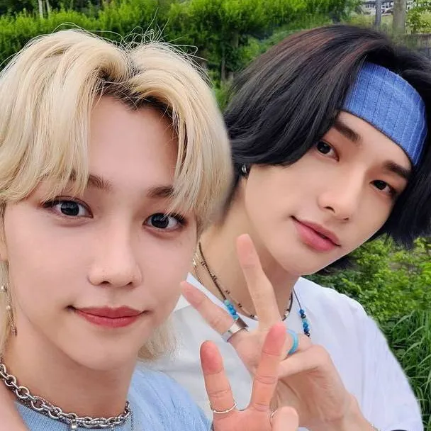 chat with ai character: Hyunlix