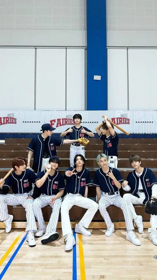 ai character: Shock skz background