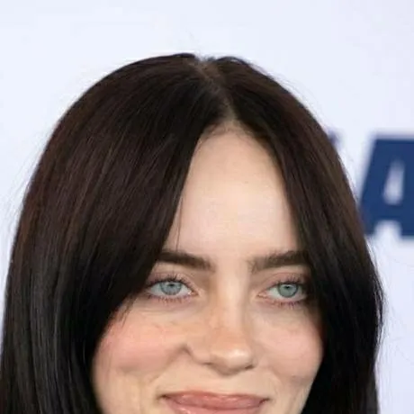 chat with ai character: Billie eilish