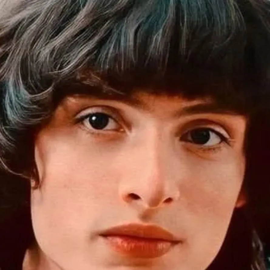 chat with ai character: mike