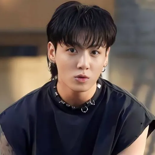 chat with ai character: Jungkookie