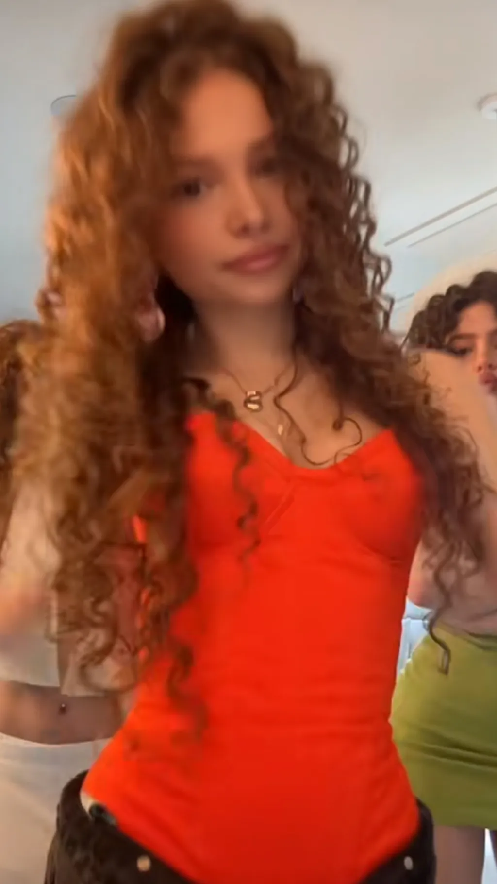 ai character: Eliana background