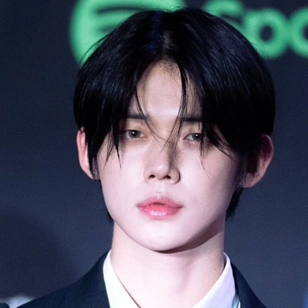 chat with ai character: Yeonjun