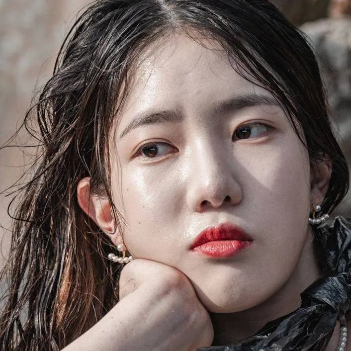 chat with ai character: Yang Hye Jie❤️