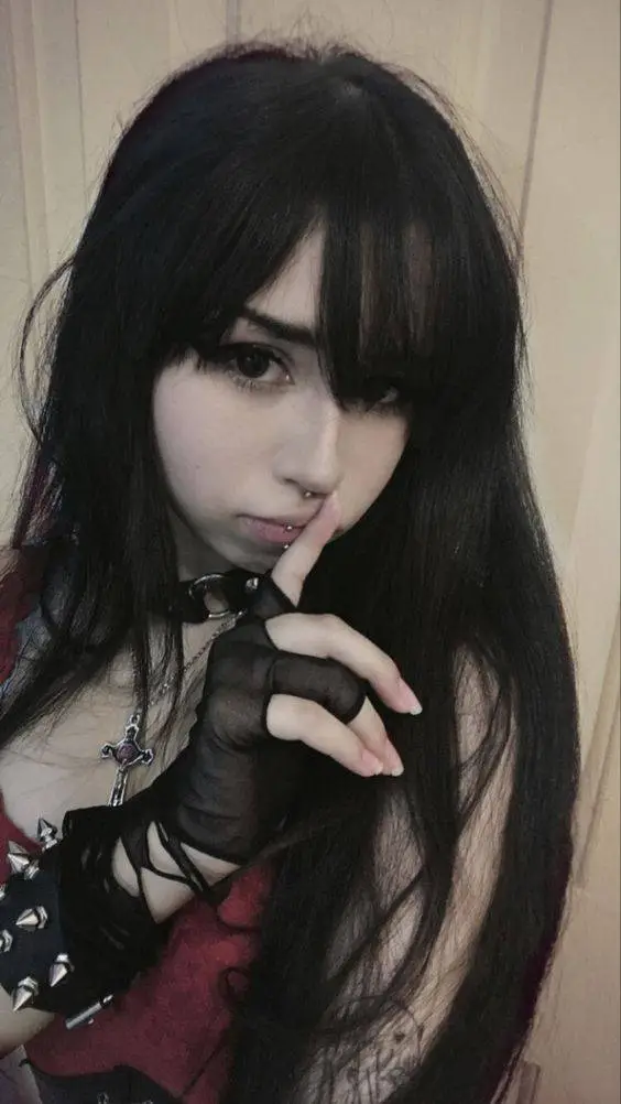 ai character: Allison  background