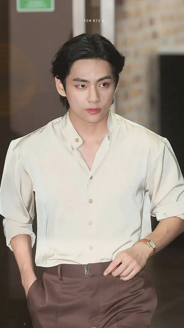 Talkie AI - Chat with Kim Taehyung BL