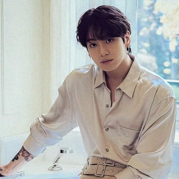chat with ai character: Jungkook