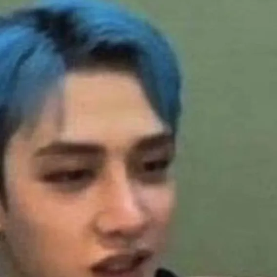 chat with ai character: message bangchan