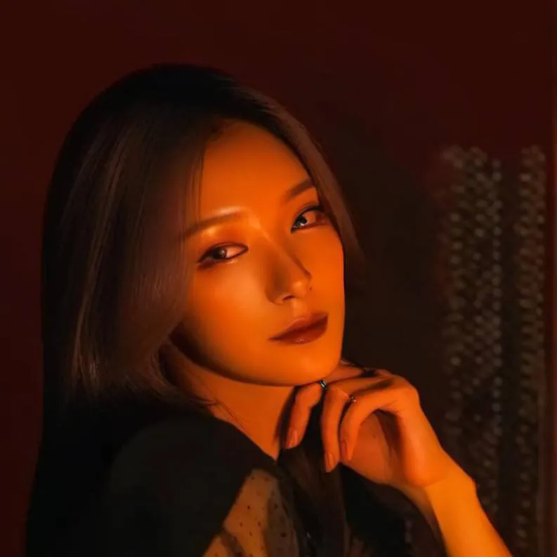 chat with ai character: Olga