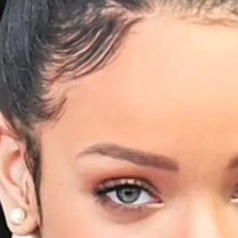 chat with ai character: Rihanna