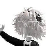 chat with ai character: Maxima
