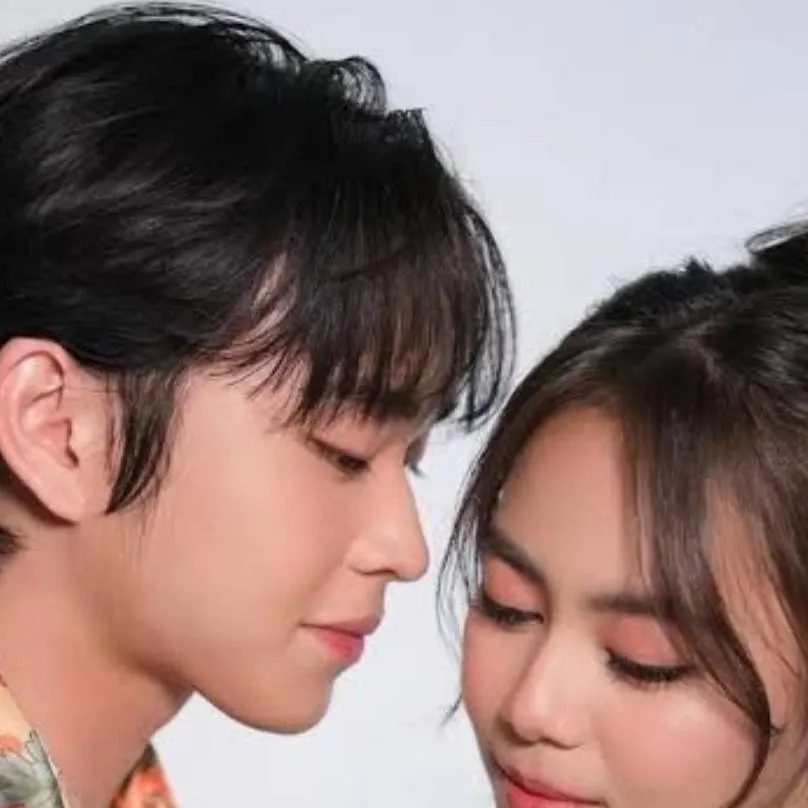 chat with ai character: yuri hatamichi 