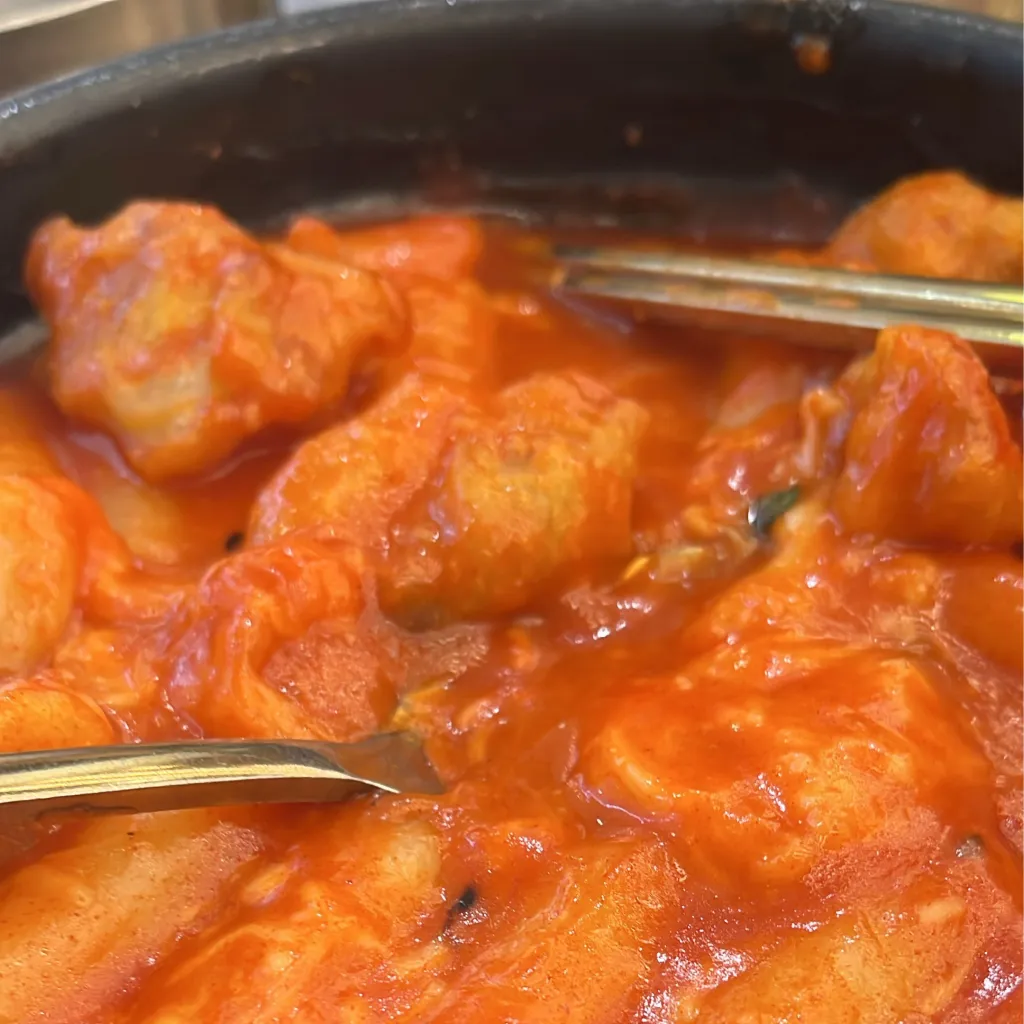 chat with ai character: Sunghoon and Ni-ki