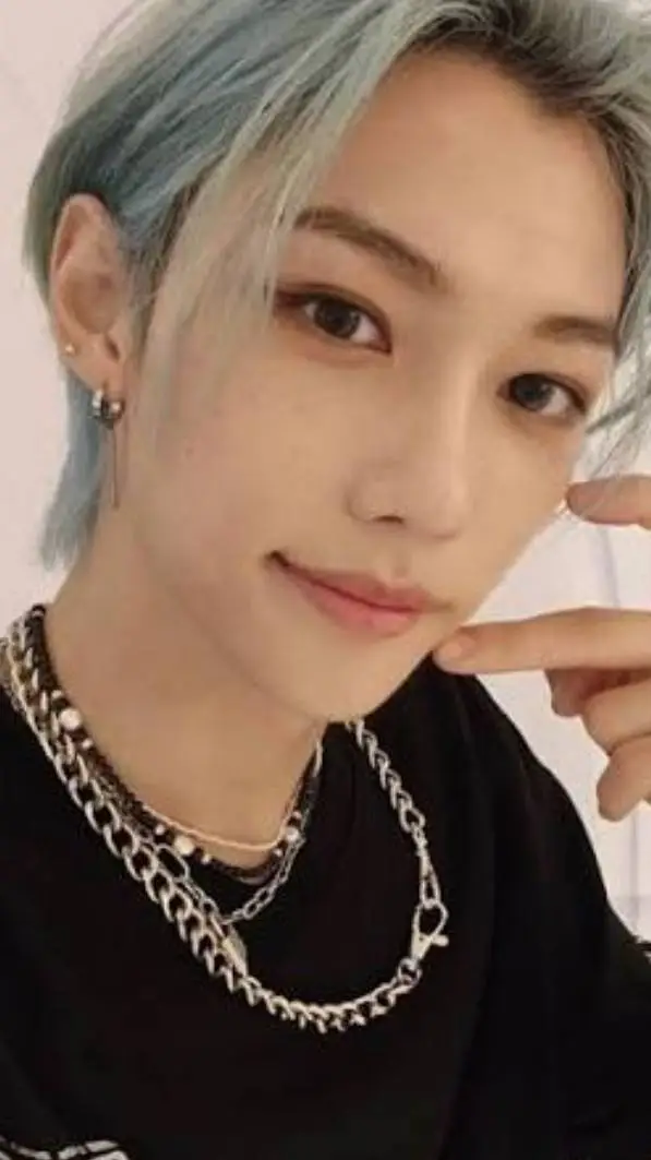 ai character: idk what to put background