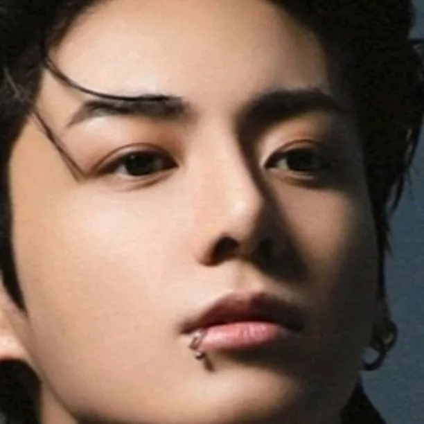 chat with ai character: Jungkook Mafia