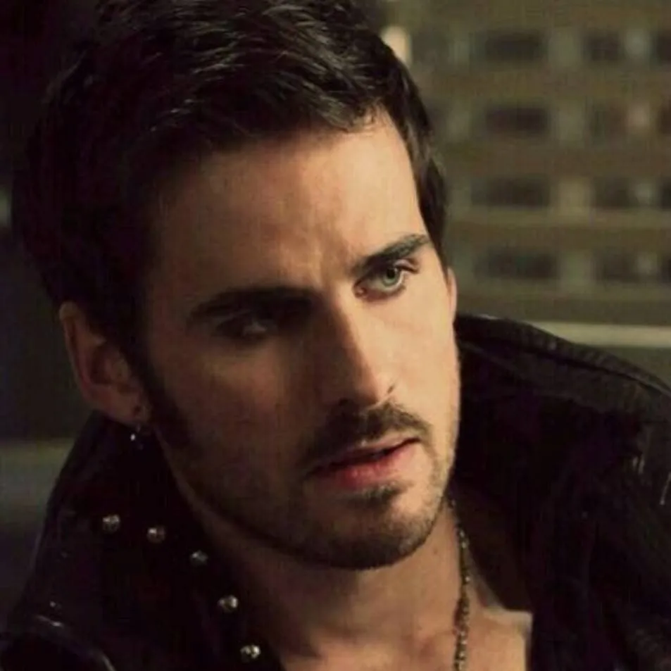 chat with ai character: Captain Hook🎀