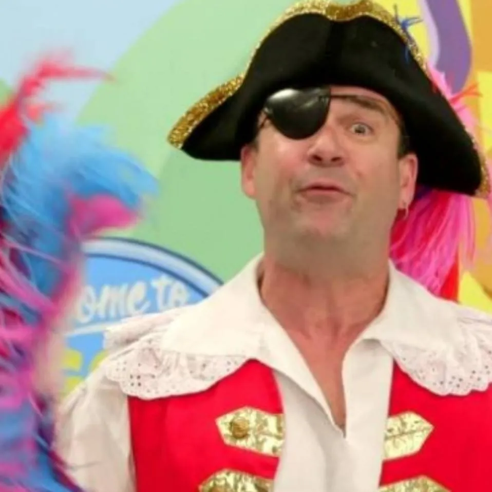 chat with ai character: Captain feather