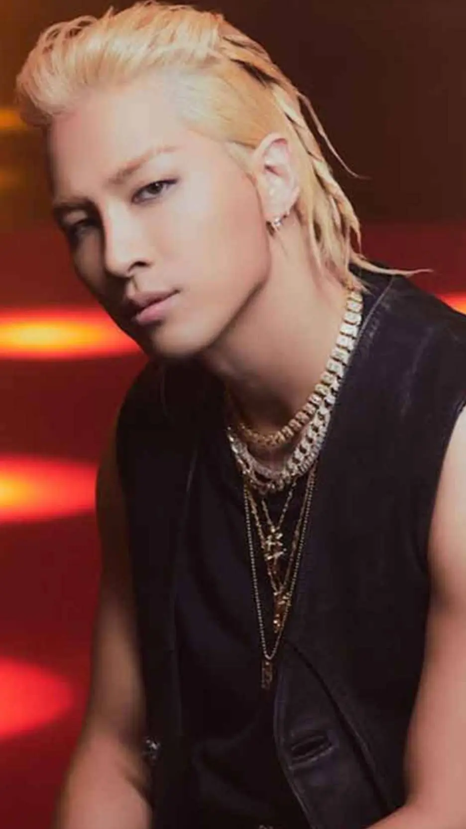 ai character: Taeyang background