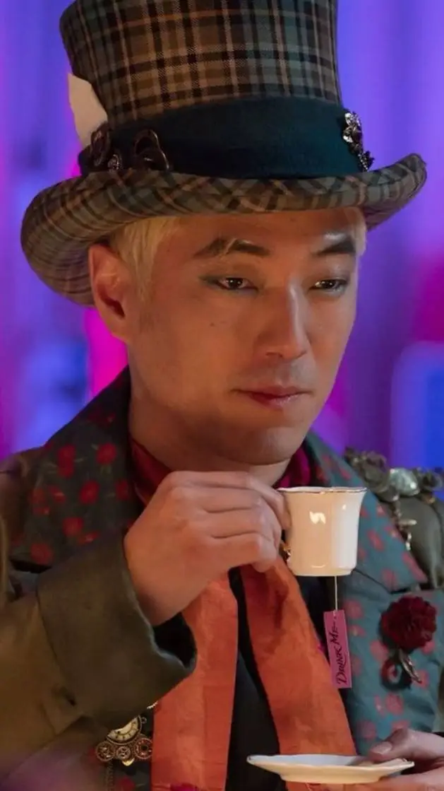 ai character: Maddox hatter background