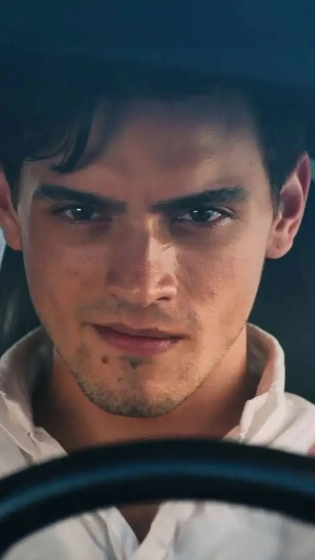 ai character: Nick Leister background