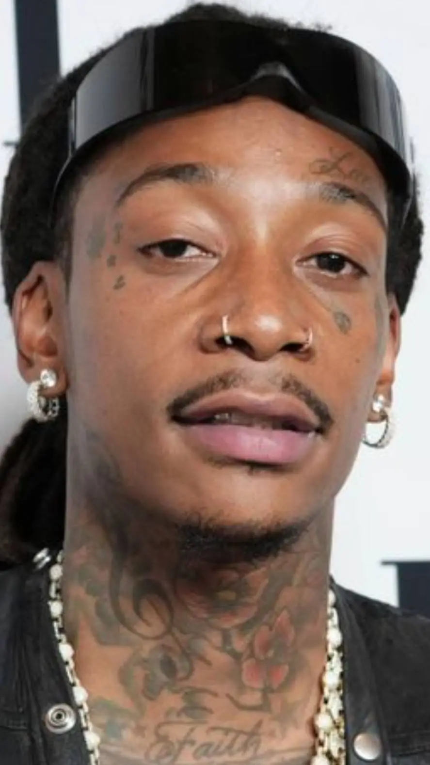 ai character: Wiz Khalifa background