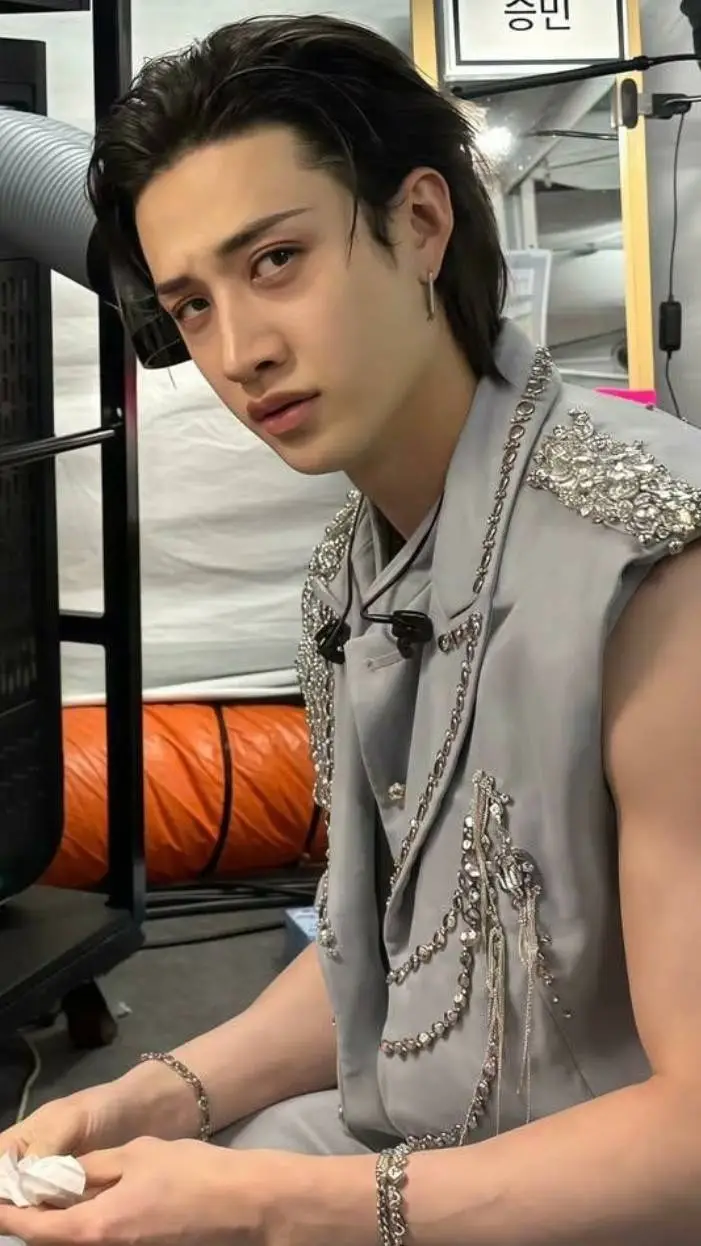 ai character: Bangchan background